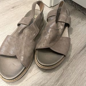 Sofft women’s sandals, size 11